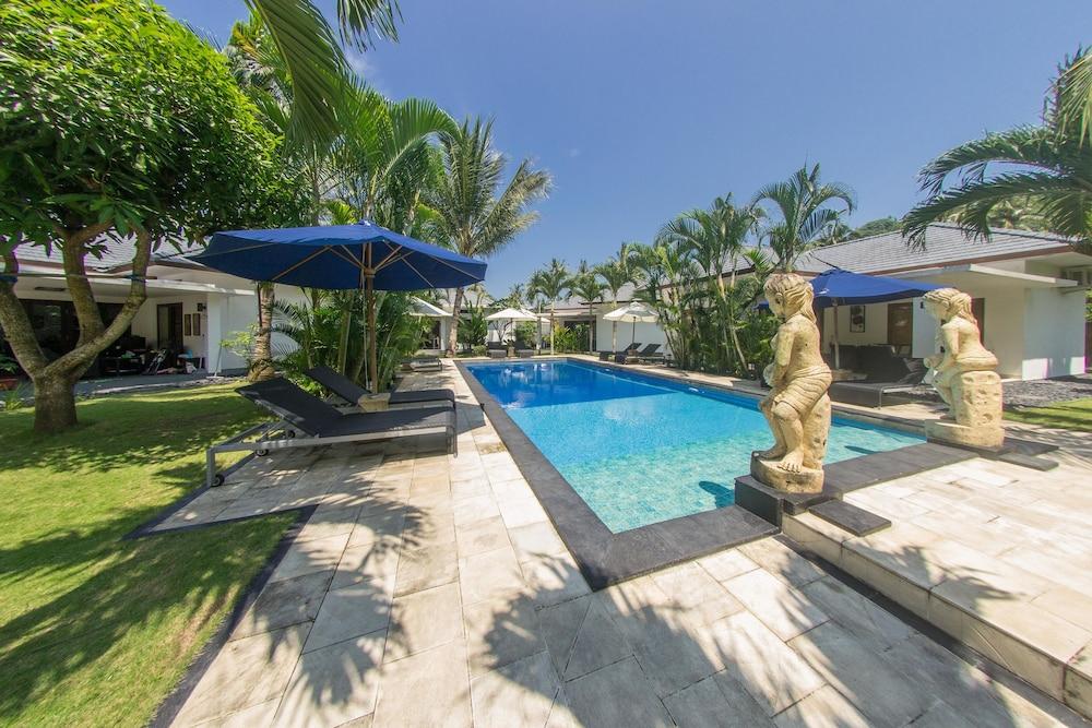 Dream Estate Resort Senggigi Eksteriør bilde